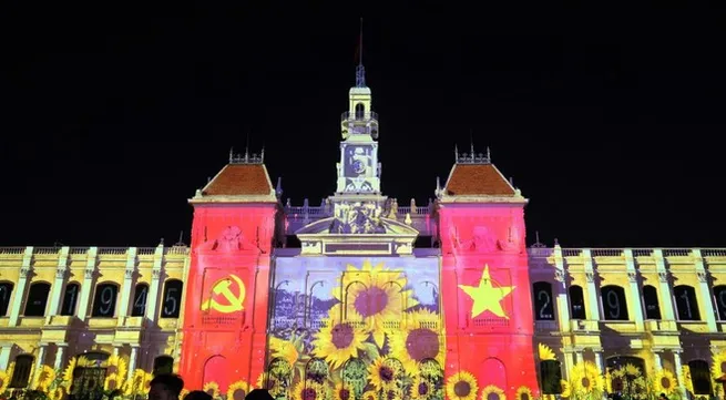HCM City launches cultural events to mark Reunification Day