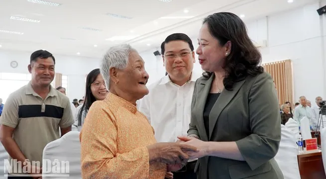 Vice President Vo Thi Anh Xuan visits Kien Giang Province’s district