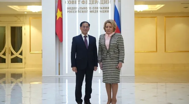 Deputy PM meets with Russian leaders