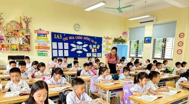 Efforts exerted to make English second language in schools