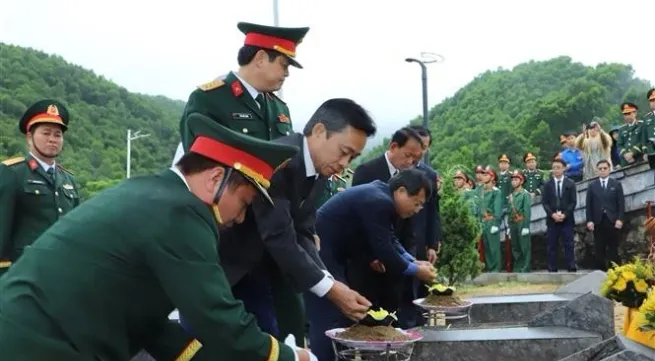Ha Tinh holds memorial service for Vietnamese soldiers repatriated from Laos