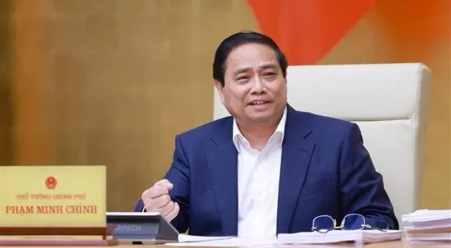 PM urges stronger decentralisation, delegation of power crucial during law building