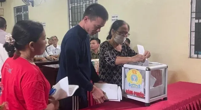 Creating social consensus in Bac Kan