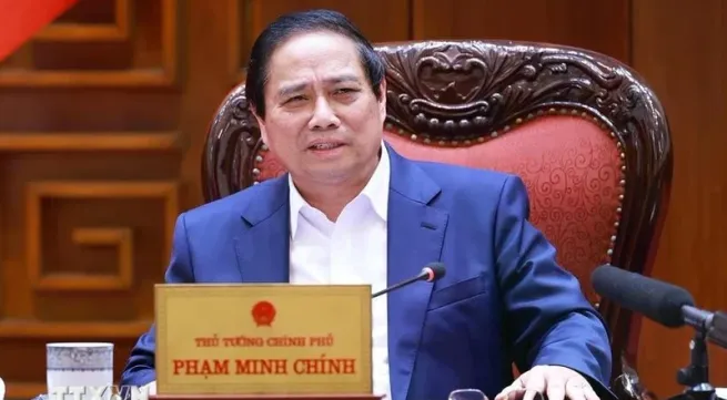 PM chairs meeting to draft resolutions on breakthroughs in health care, education