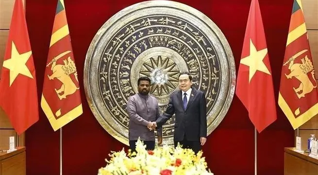 NA Chairman hosts Sri Lankan President