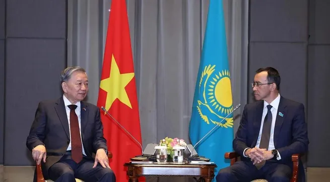 Vietnamese Party leader meets with Chairperson of Kazakh Senate in Astana