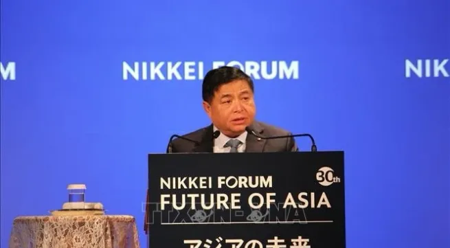 Deputy Prime Minister puts forth proposals for cooperation at Nikkei Forum 'Future of Asia'