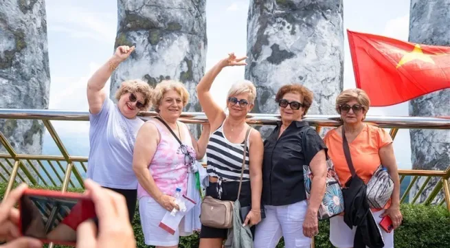 Vietnam welcomes over 9.2 international tourist arrivals in five months