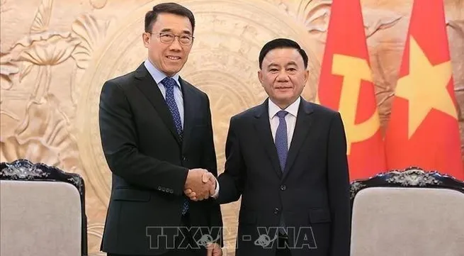 Vietnamese, Lao Parties enhance relations