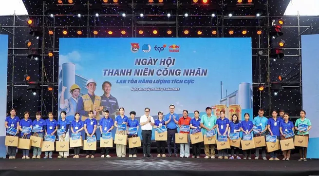 Festival held for young workers at industrial parks in Nghe An