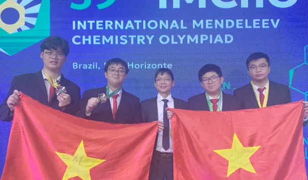 Vietnamese students win four medals at Mendeleev Chemistry Olympiad