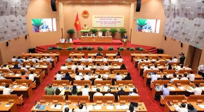 Ha Noi passes key resolutions to implement two-level local government model