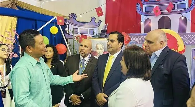 Vietnamese culture shines at international student festival in Venezuela