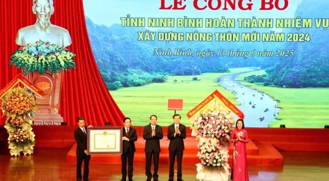 Ninh Binh recognised for achieving new-style rural building targets