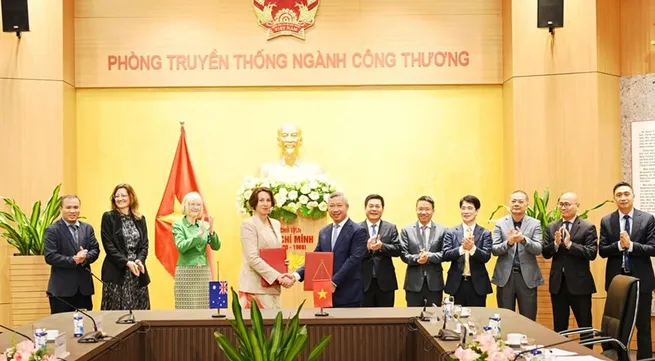 Vietnam, Australia step up trade, energy, industrial partnerships