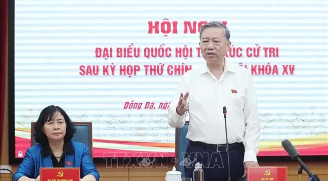 Party chief meets with voters in Hanoi