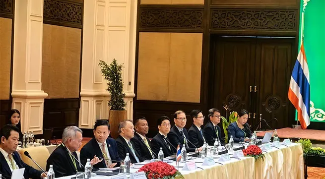 Cambodia, Thailand resume border talks