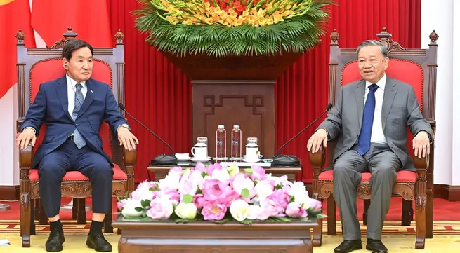RoK President considers Vietnam top priority partner: special envoy
