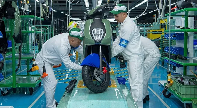 Foreign investors hold off on decisions until new US tariffs finalised