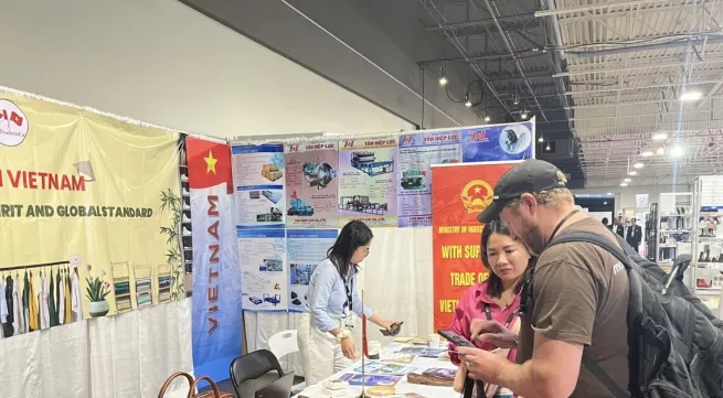 Canada trade fair opens door for Vietnamese footwear to North America