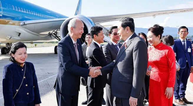 NA Chairman returns to Hanoi, concluding trip to Switzerland