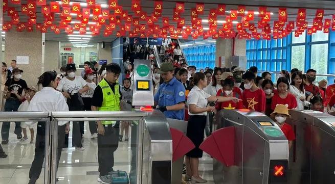 Nearly 1.8 million passengers use Hanoi metro during National Day celebrations