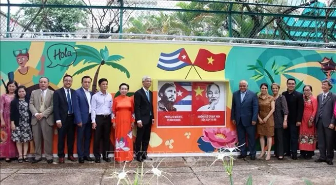 HCM City inaugurates mural honouring Viet Nam–Cuba ties