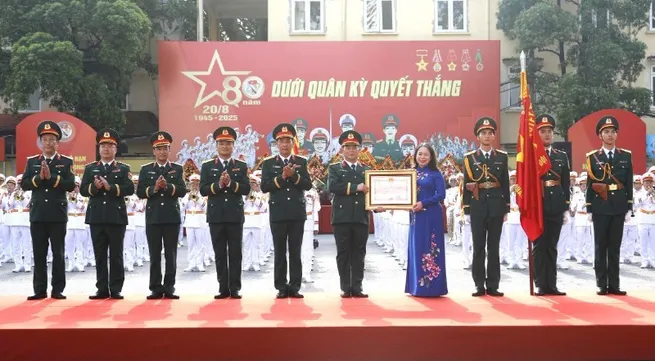 Military Ceremonial Troupe awarded Second-class Fatherland Protection Order