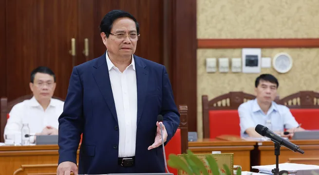 PM chairs Politburo’s working sessions with Tay Ninh, Tuyen Quang on Party congress preparations