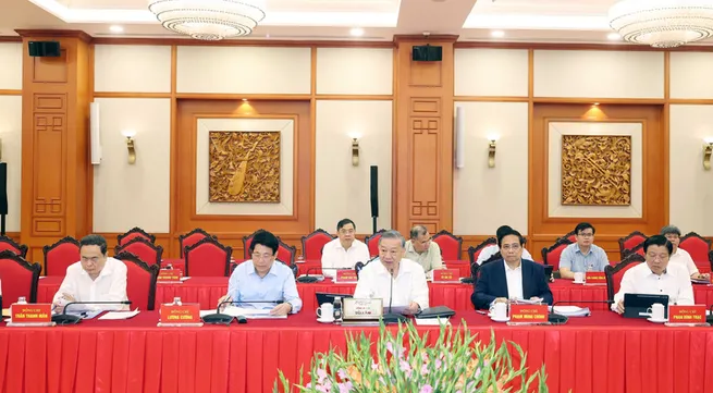 Politburo reviews preparations for first Party Congress of Central Party Agencies
