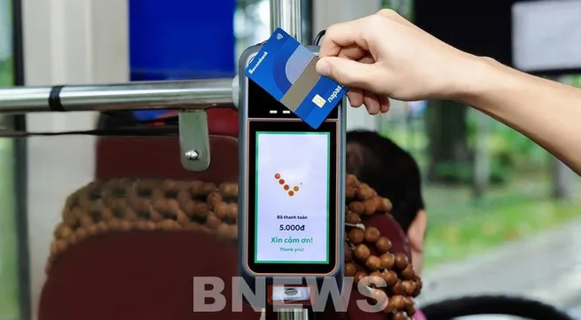 Contactless NAPAS card payment system launched on buses