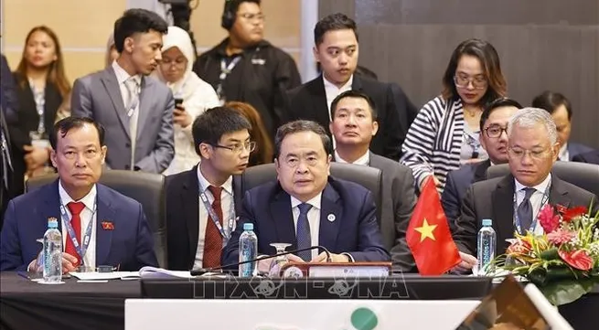 Top Vietnamese legislator attends AIPA-46 Executive Committee's Meeting