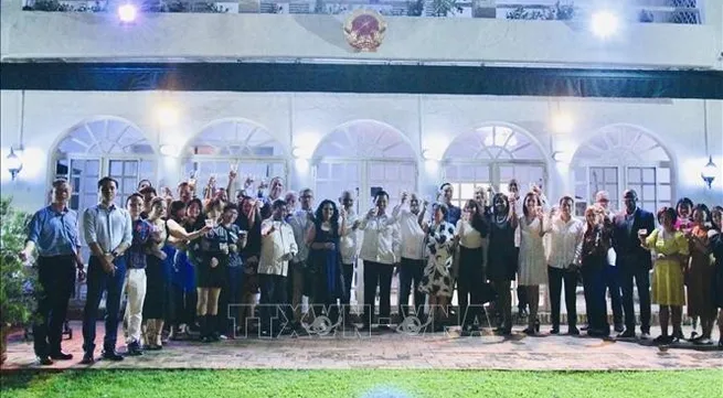 Vietnam, Cuba toast enduring friendship at Caracas gathering