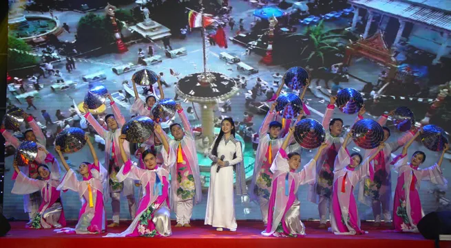 Vietnam–US Friendship Festival held in Can Tho