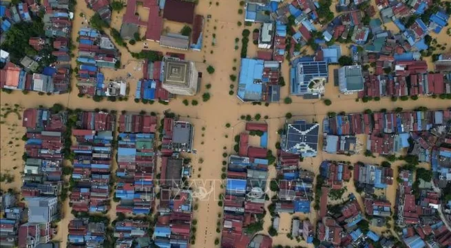 Cambodian King extends sympathy to Vietnam over recent flooding