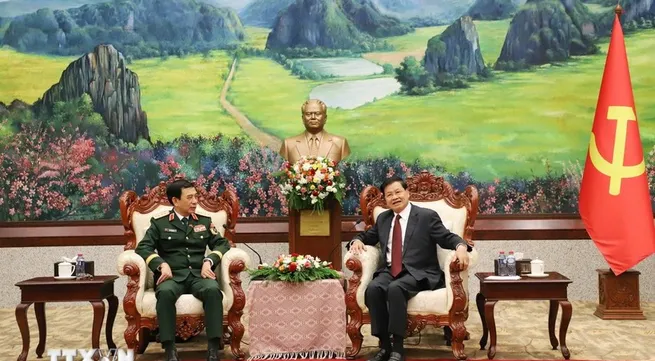 Laos always treasures Vietnam's sincere assistance: Lao leaders