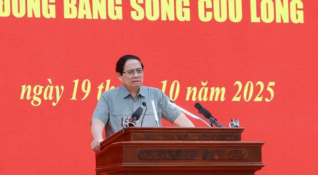 PM describes infrastructure project construction in Mekong Delta as demand from heart