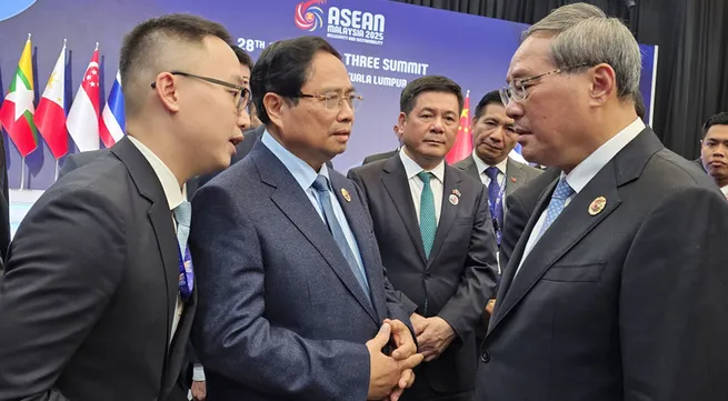 Vietnamese, Chinese government leaders meet in Kuala Lumpur