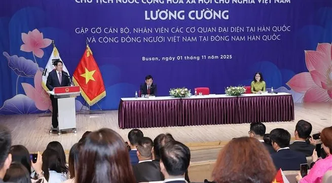 State President meets Vietnamese community in southeastern RoK