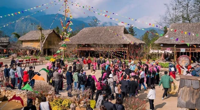 Sa Pa gears up to attract visitors during year-end festive season