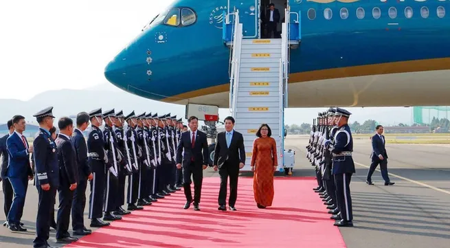 State President Luong Cuong arrives in RoK for APEC Economic Leaders’ Week