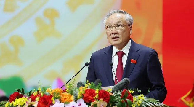 Standing Deputy PM presents draft political report at Government's Party Congress