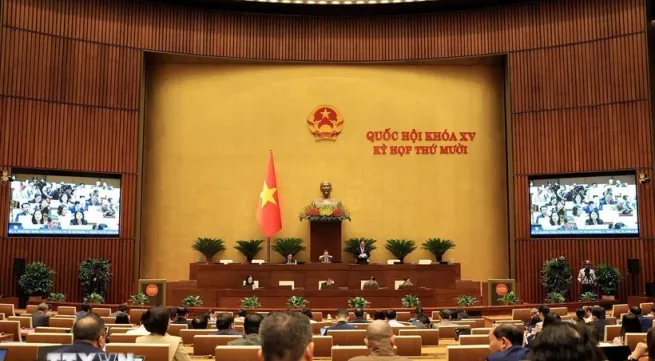 Lawmakers discuss personnel work, draft laws on population, disease prevention