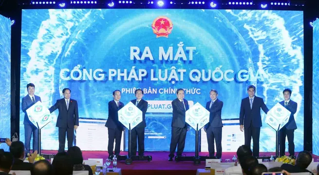 Vietnam Law Day: Turning law into development engine in new era