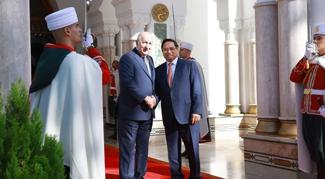 Vietnam – Algeria friendship a priceless asset: Algerian President