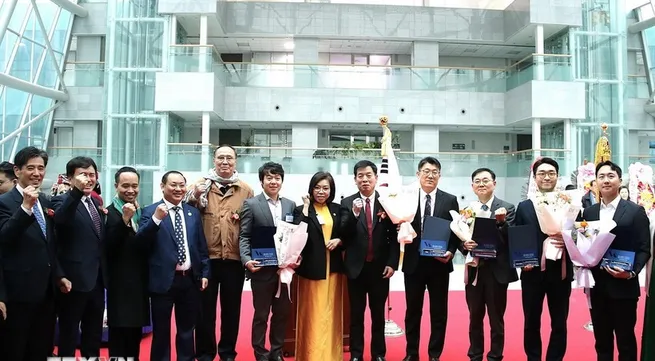 Vietnam-RoK friendship awards honour outstanding Vietnamese individuals