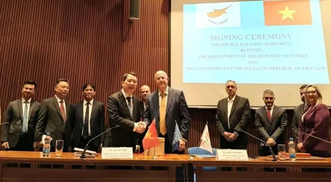 Viet Nam and Cyprus sign double taxation avoidance agreement