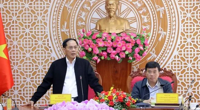 Deputy PM works with Lam Dong authorities on post-disaster recovery