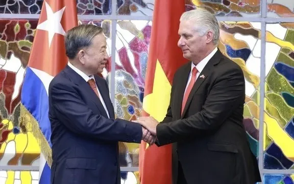 Viet Nam lays solid groundwork for era of nation's rise: Cuban Ambassador