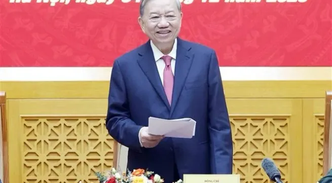 Viet Nam People's Army must stay steadfast in five pillars in new context: Party chief